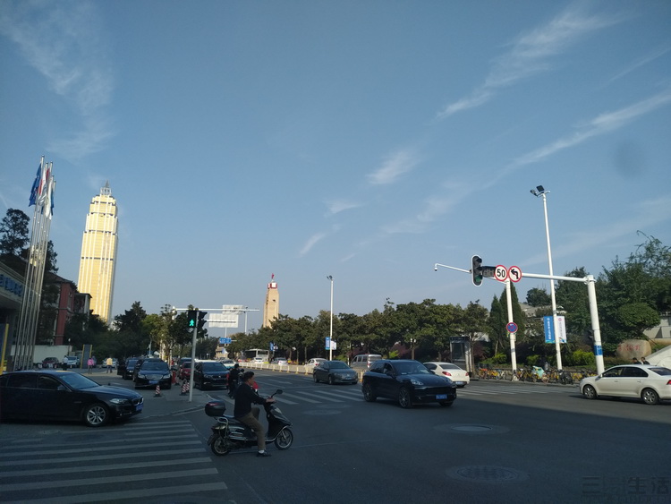 奢华是一种心态：国礼手机YOTA3评测