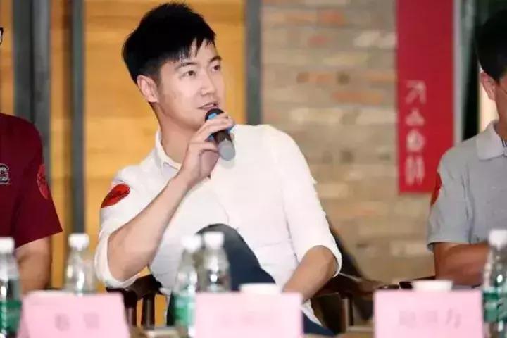 赵田力：想在足球上“霸气地挣钱”，他有什么绝招？！