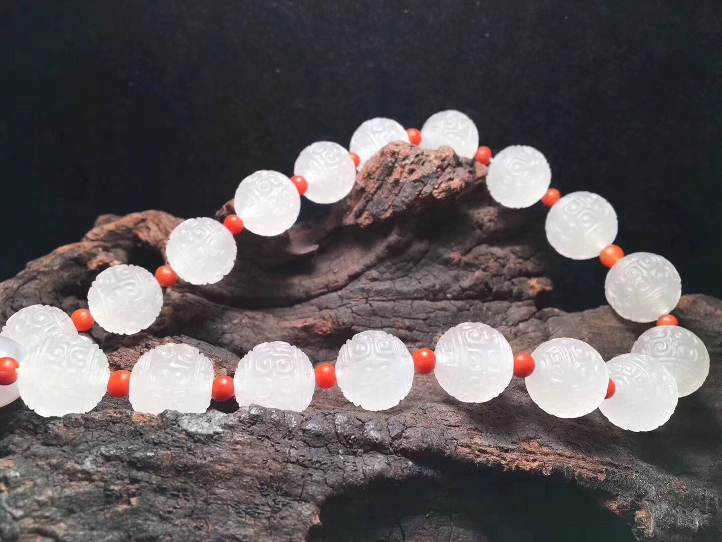 南红刚入手怎么玩,南红为什么不能买坑多的