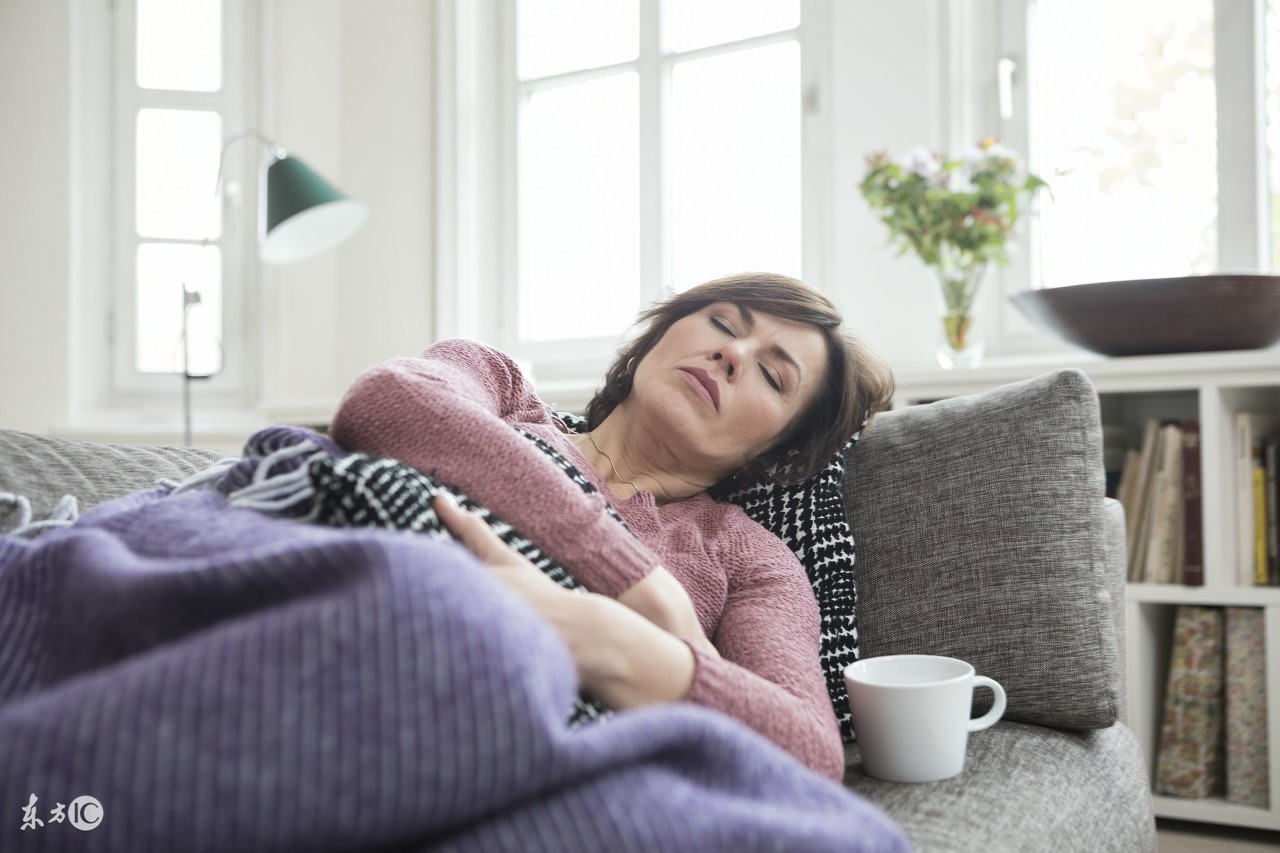 大姨妈一直提前1-2天,大姨妈走了隔一天又来了一点点