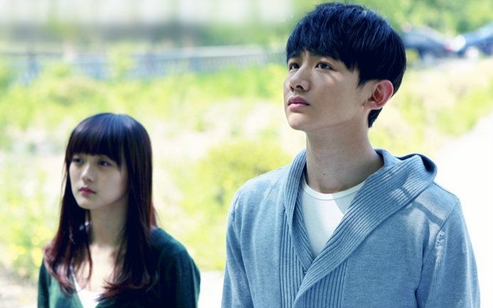 你以朋友名义爱了他多久,多少人以朋友的名义爱一个人