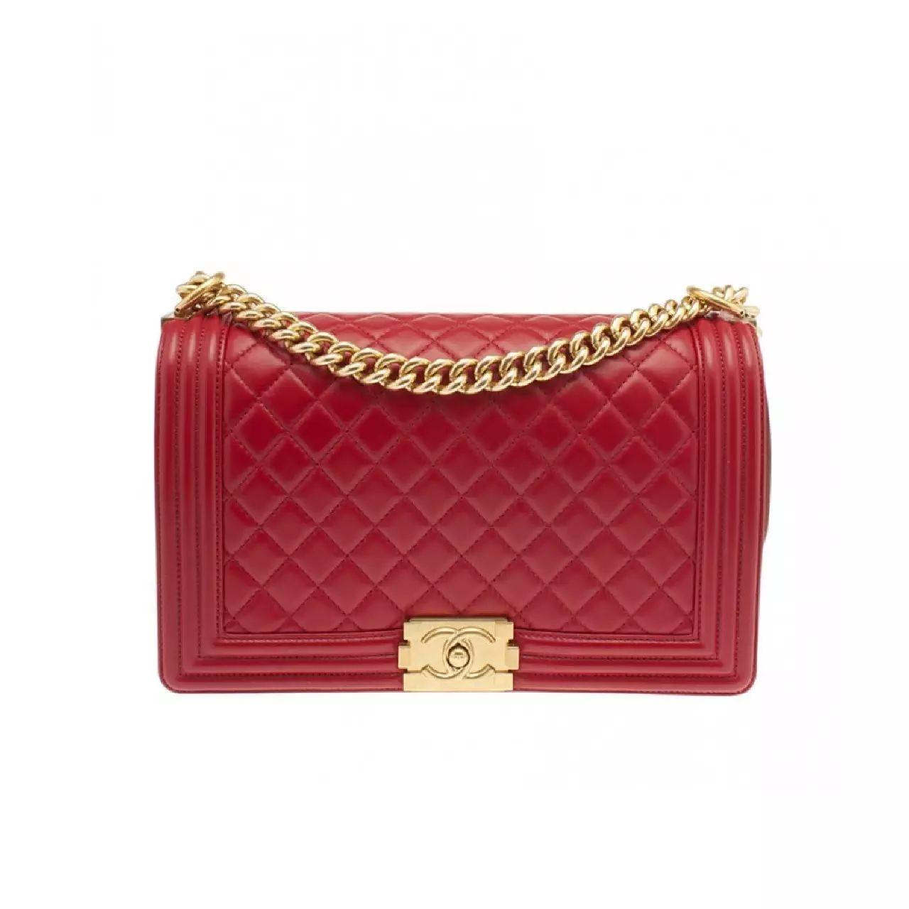 香奈儿cf钱包全球比价,月薪多少可以买香奈儿的包包