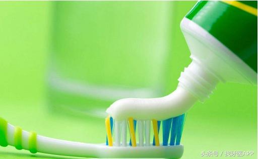 牙龈肿痛出血发炎快速止血方法,肝硬化患者牙龈出血怎么止血