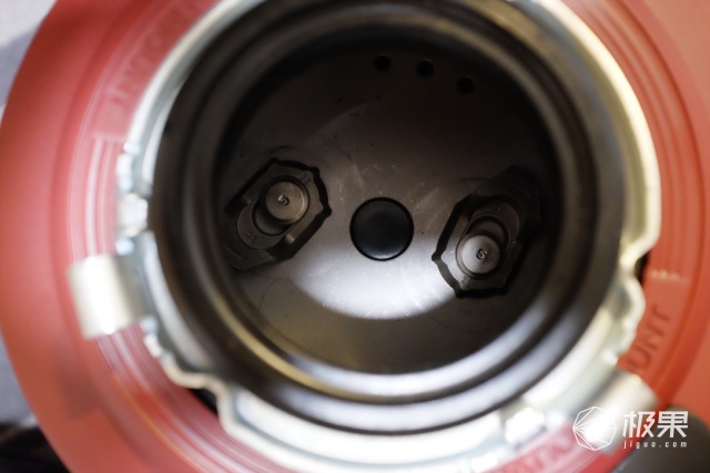 厨房垃圾桶老是黏黏糊糊,厨房垃圾桶小妙招