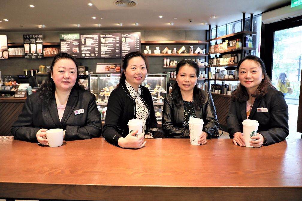 这是一家有故事的百货商场，有情有义记录20周年青春记忆