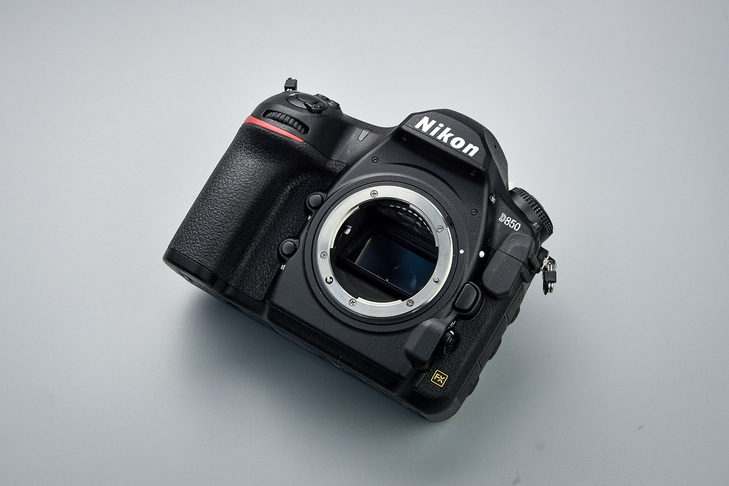 尼康d850选择首次曝光,尼康d850可以碾压同价格的微单吗