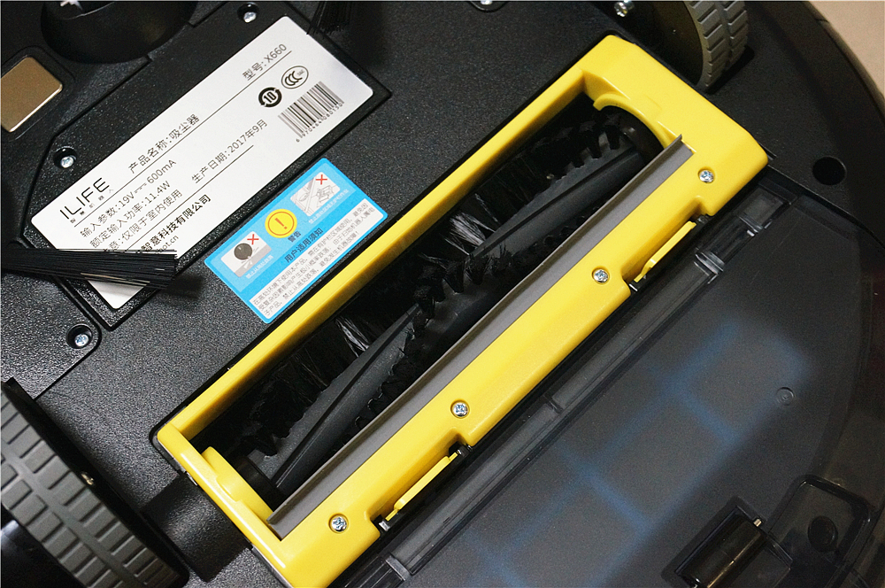 扫地机器人深度测评荧光,ilife智意620扫地机器人使用方法