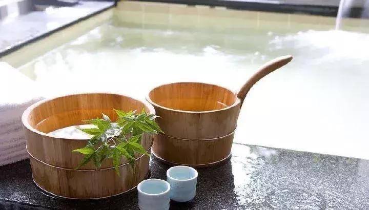 青岛最美地铁,青岛最美九大风景区