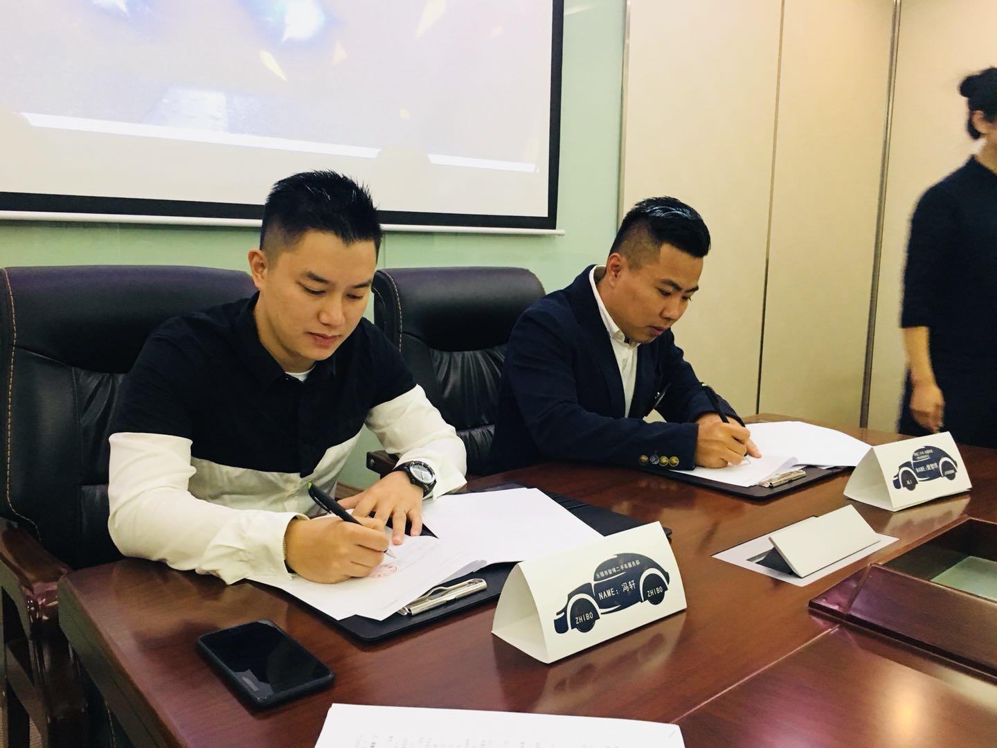 国内首家超万平线下二手车一体化体验中心登陆无锡，即将耀目锡城