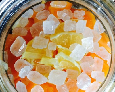 自制水果酵素的危害性,自制水果酵素放柠檬