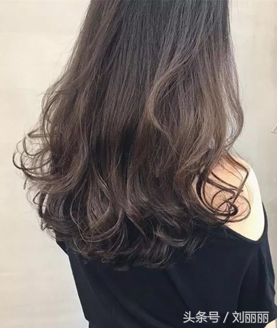 齐肩烫发显老气怎么补救,为什么烫发后显得很老气