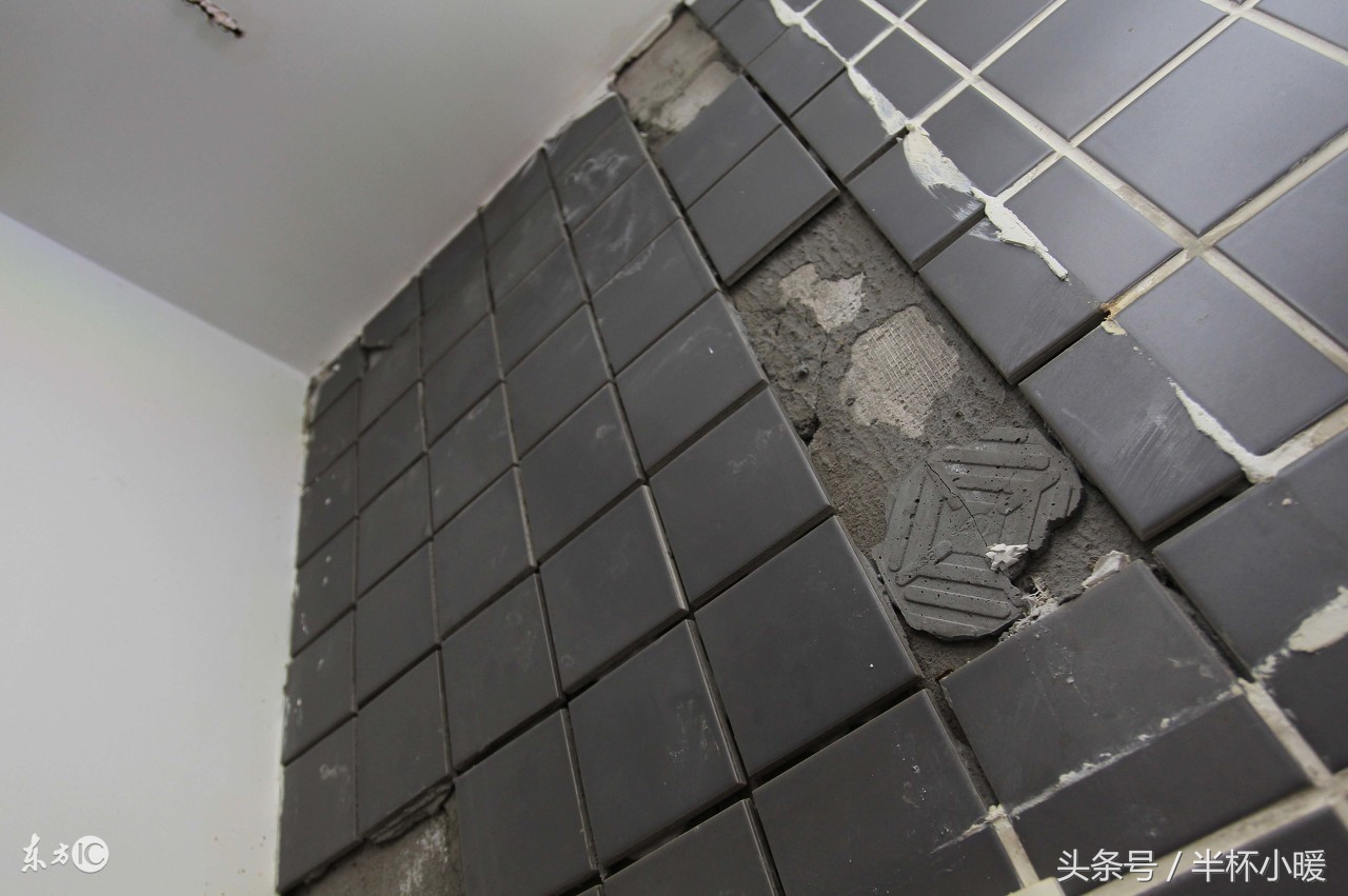 卫生间防水做后墙面空鼓有影响吗,卫生间贴完墙砖两个月整面墙空鼓