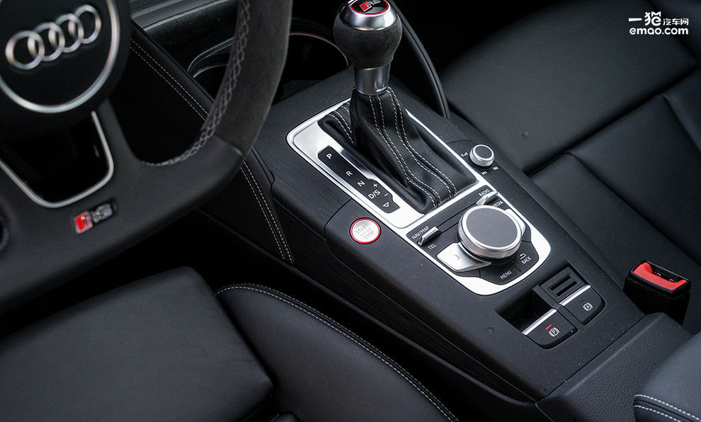 2024款奥迪rs3驾驶感受,奥迪rs3很理想的座驾整体造型协调