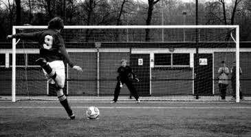 逆天的存在！看看这些程序员在足球俱乐部都干了些什么？