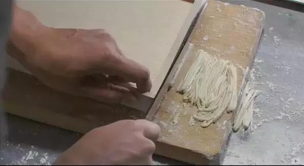 不帅的大叔,不帅但有魅力的大叔