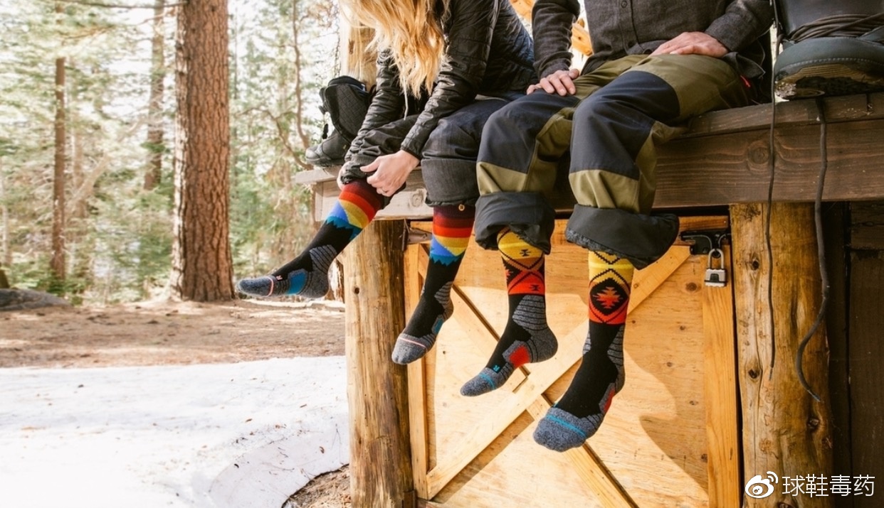 袜子老滑到鞋底怎么办,鞋子不穿袜子鞋底粘脚