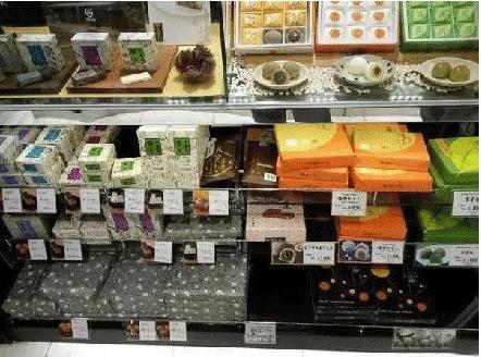 用什么进口化妆品又便宜好用,买遍全球