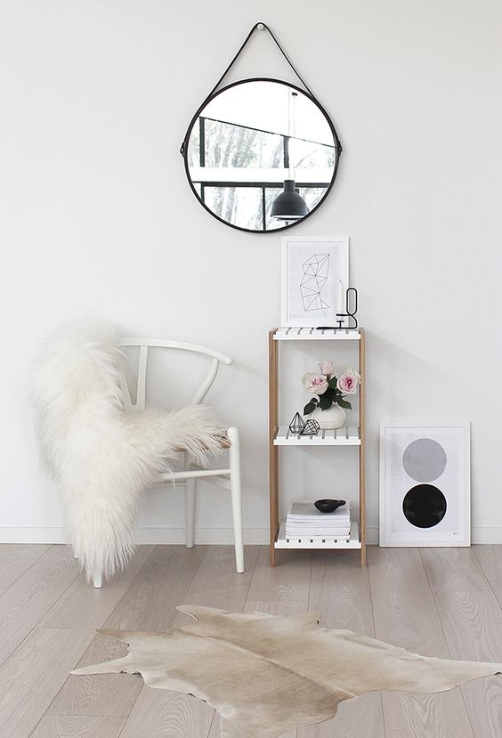 魔镜魔镜告诉我谁最美,魔镜魔镜告诉我谁最美英文