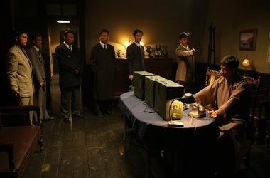 黎明之前最后为什么给刘新杰洗白,黎明之前水手和刘新杰接头第几集