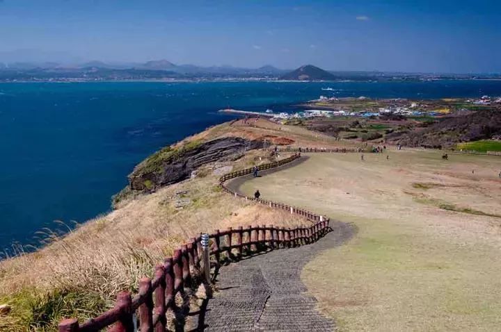 最浪漫韩国济州岛旅游攻略,济州岛浪漫幻境