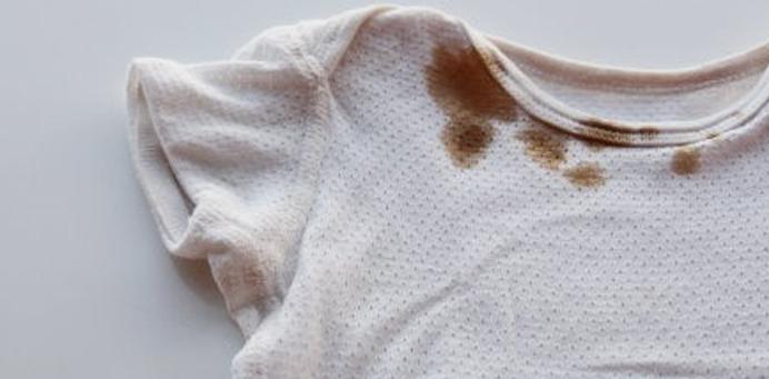 衣服穿的太脏如何轻松洗掉,白色衣服染上火龙果怎样快速洗掉