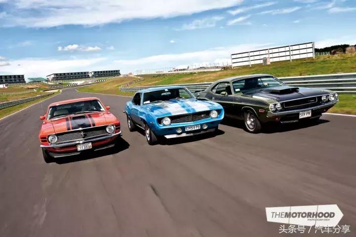 雪佛兰科迈罗大黄蜂现实照片,雪佛兰科迈罗2023款落地价大黄蜂