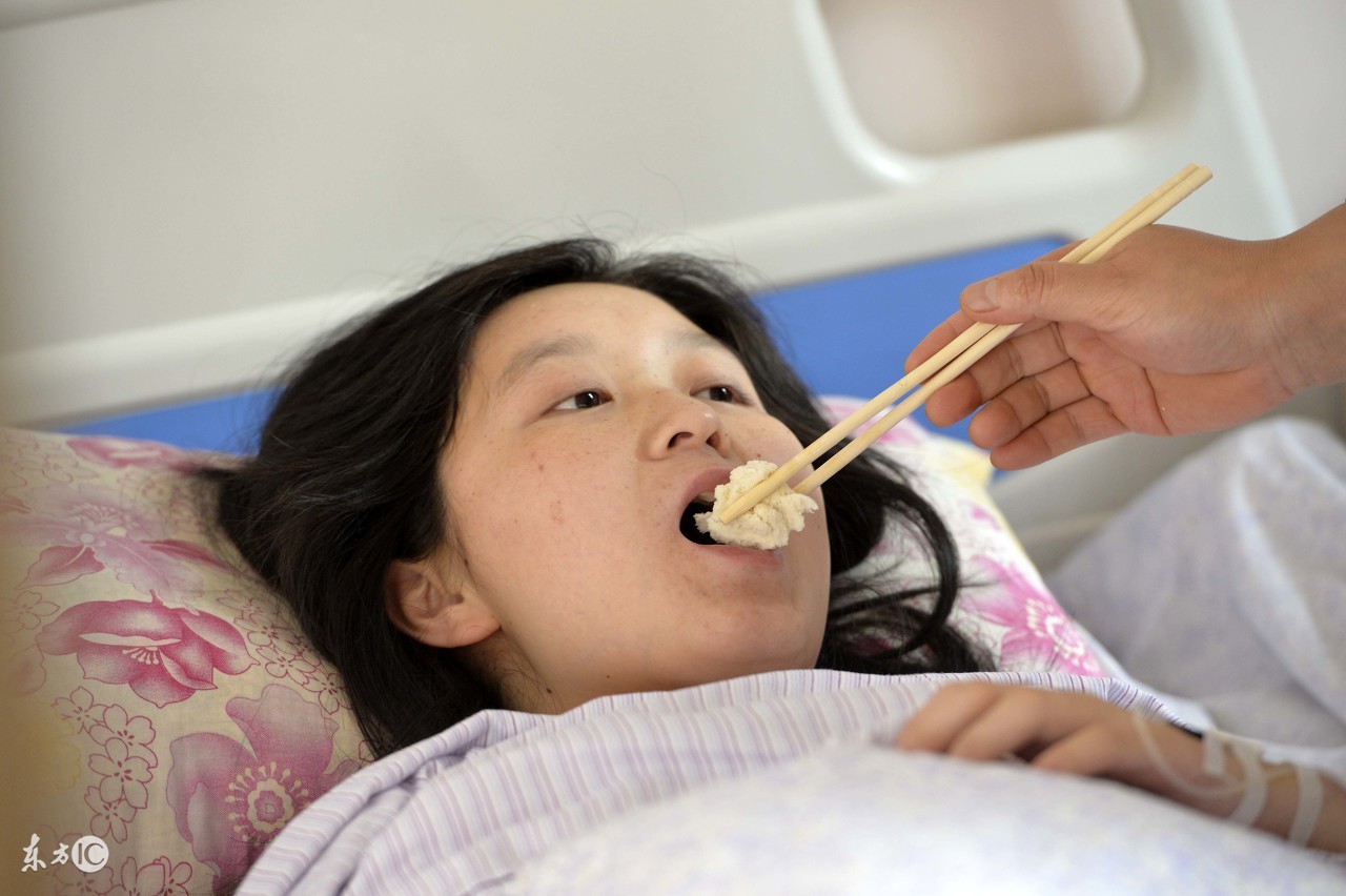 顺产伤口发炎的症状,顺产竖切伤口怎么护理