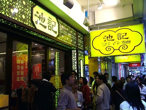 维多利亚的诱惑牌子什么档次,维多利亚港的东方之珠