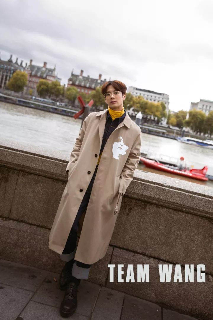 本周TA最潮|水晶雪莉一酷一美防弹茶蛋*服私**完美碾压