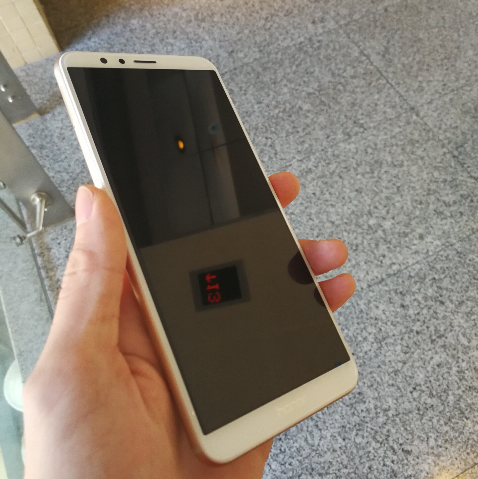 荣耀畅玩7x全面屏手势操作,1499荣耀7x全面屏