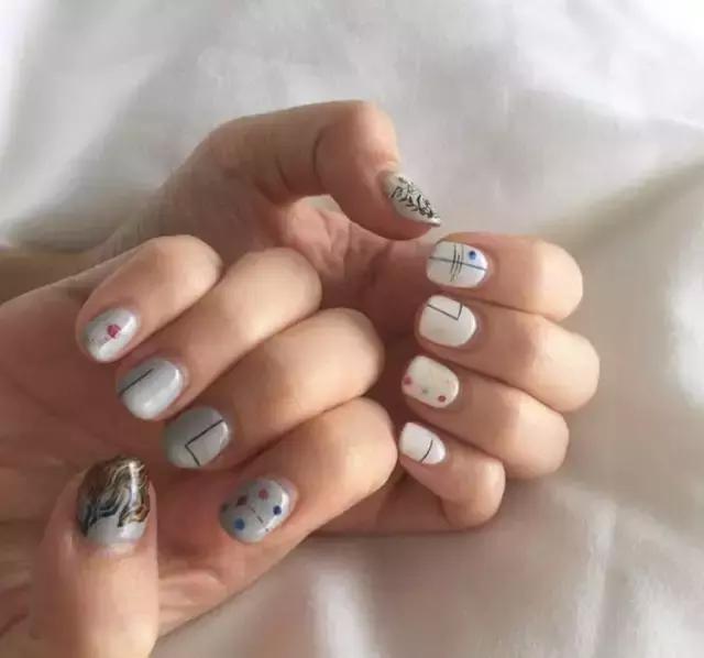 指甲短的适合什么样的美甲,指甲比较短的适合什么样的美甲