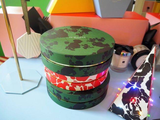 大牌圣诞倒数日历盲盒,mac圣诞倒数日历盲盒2023专柜版