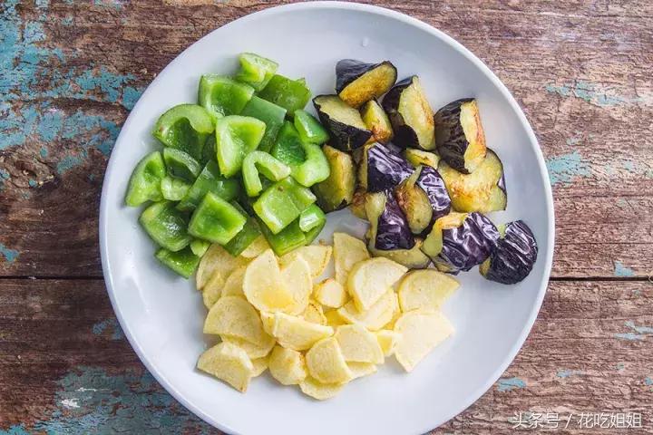 地三鲜的下饭神器,下饭神器地三鲜