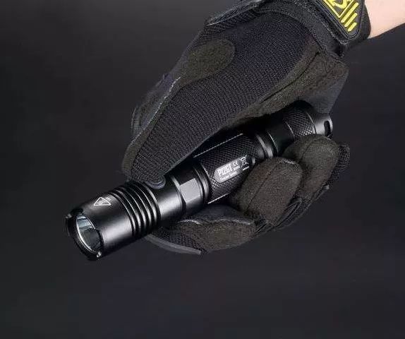 游侠装备搭配2.0,游侠装备两把不同武器