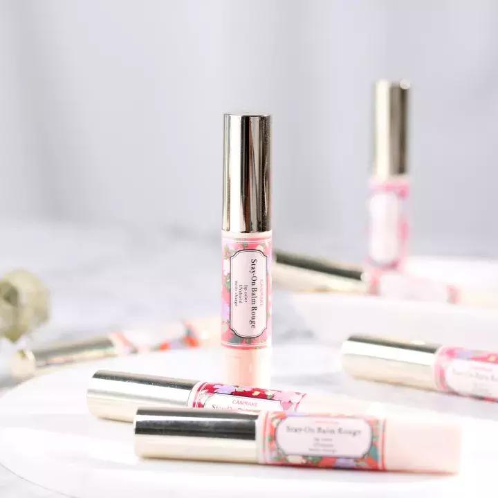 圣诞限定款口红试色,好物推荐口红便携