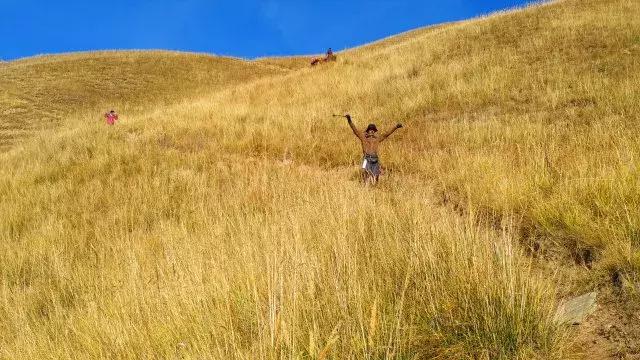 乌孙古道天堂湖在琼库什台吗,乌孙古道天堂湖到黑英山多远