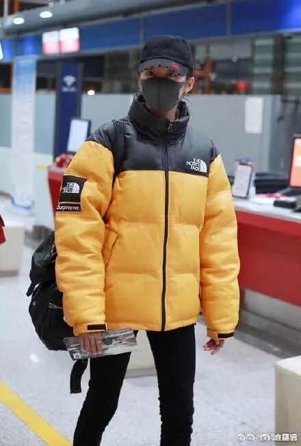 刘昊然同款羽绒服什么牌子,刘昊然同款波司登羽绒服