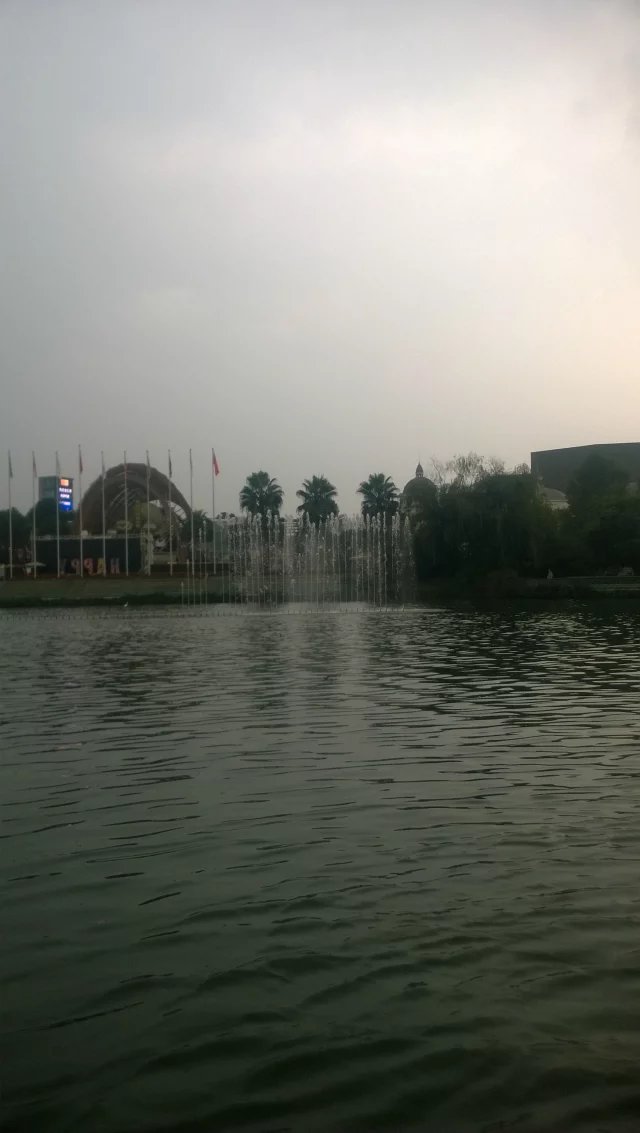 成都除了国色天香欢乐谷还有哪些,成都国色天香乐园好还是欢乐谷好