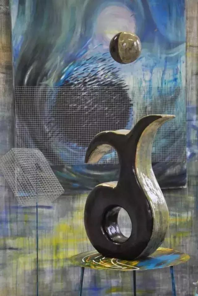 倾听色彩与文字的声音——万锐艺术