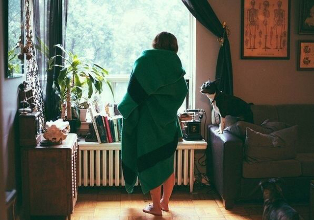 女朋友难过的时候怎么安慰,女朋友在恋爱中应该怎么做