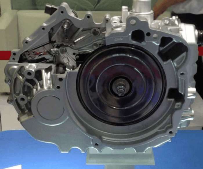 湿式双离合变速箱和干式的区别,干式双离合变速箱与湿式的区别