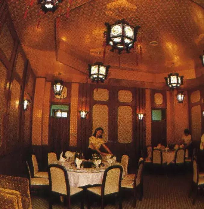 30年前沈阳老照片中街,沈阳市80年代的老照片