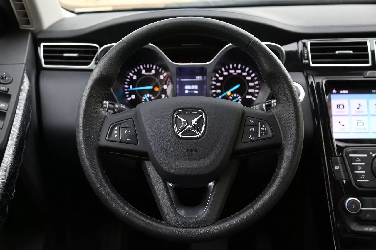 江铃历时6年打造的驭胜S330到底怎么样？