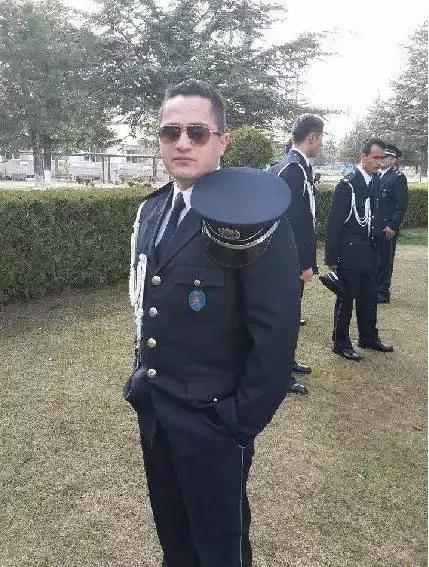 没有头骨的女孩,没有头骨活下来的女孩