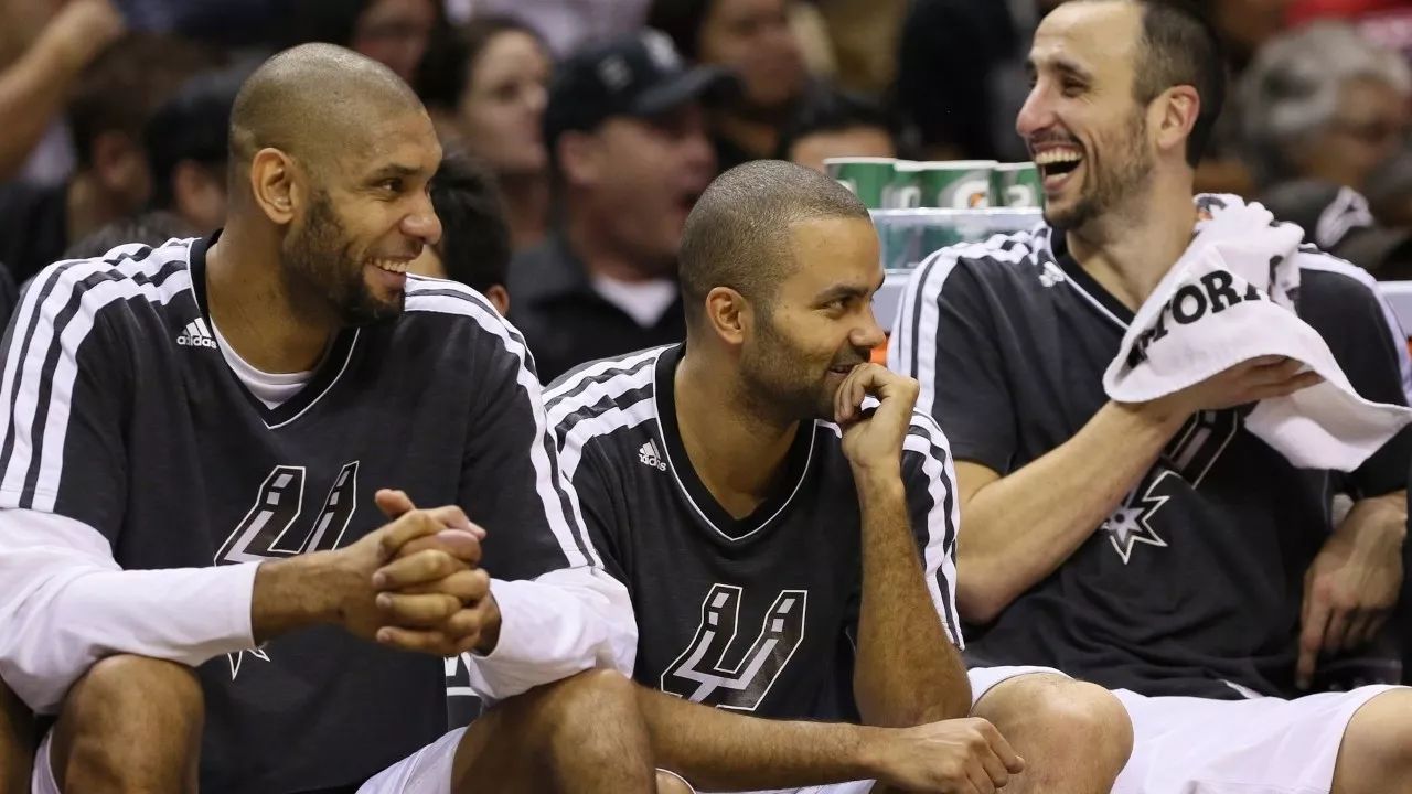 马努吉诺比利动态壁纸,巅峰吉诺比利壁纸