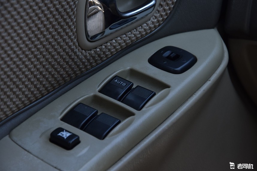 1万元买马自达3,1万左右买马自达6