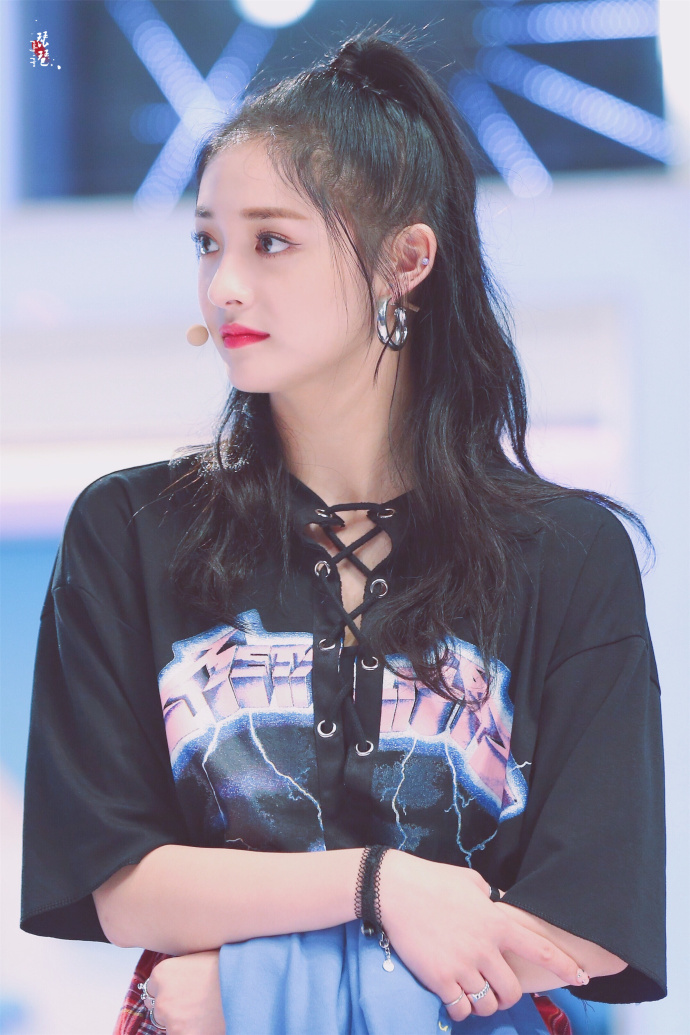 还记得创造101的热搜吗,还记得以前的火箭少女101吗