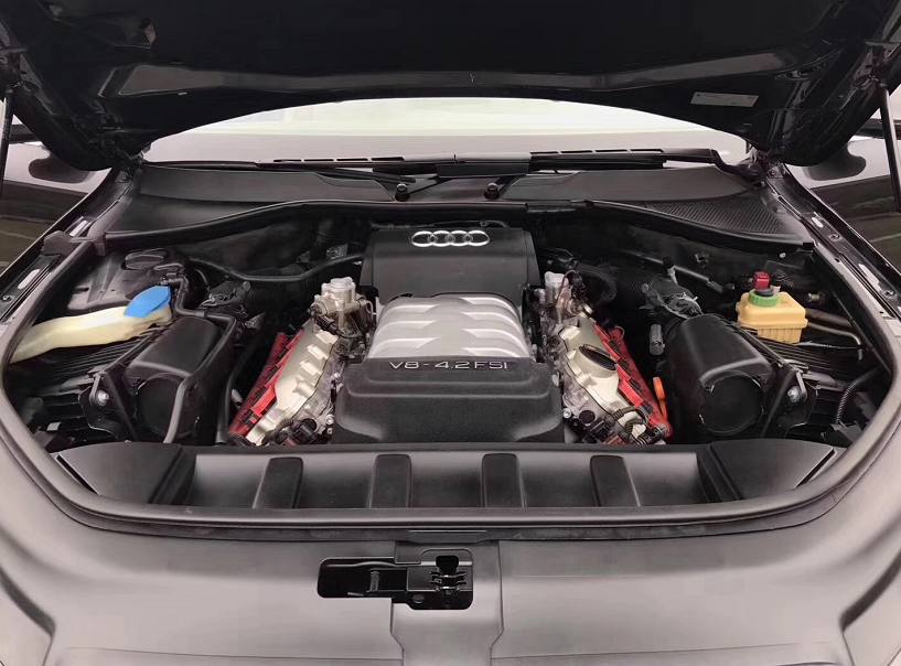 60万买二手奥迪q8,60万买奥迪q7还是买路虎