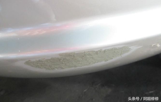 汽车小刮小蹭教你分分钟修复神技,汽车小刮痕处理妙招新手开车怕刮