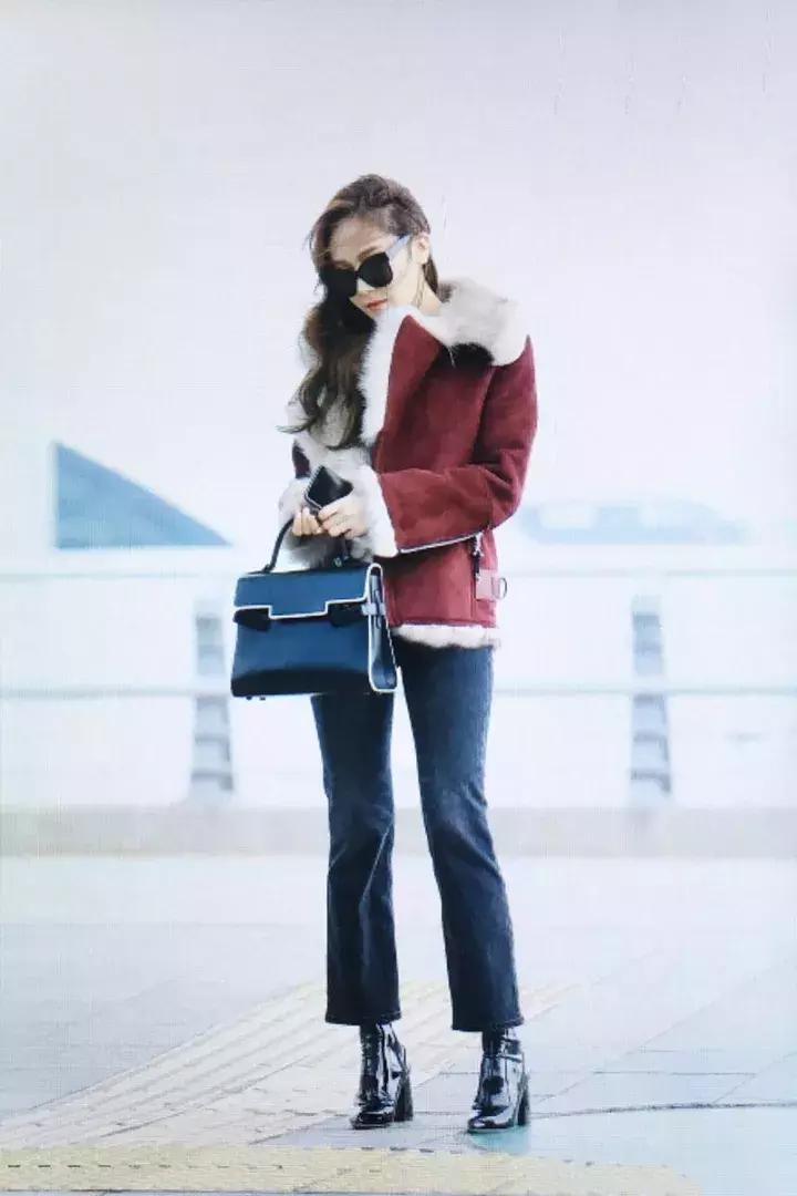 让人暖和的衣服,让人会想抱抱的棉服